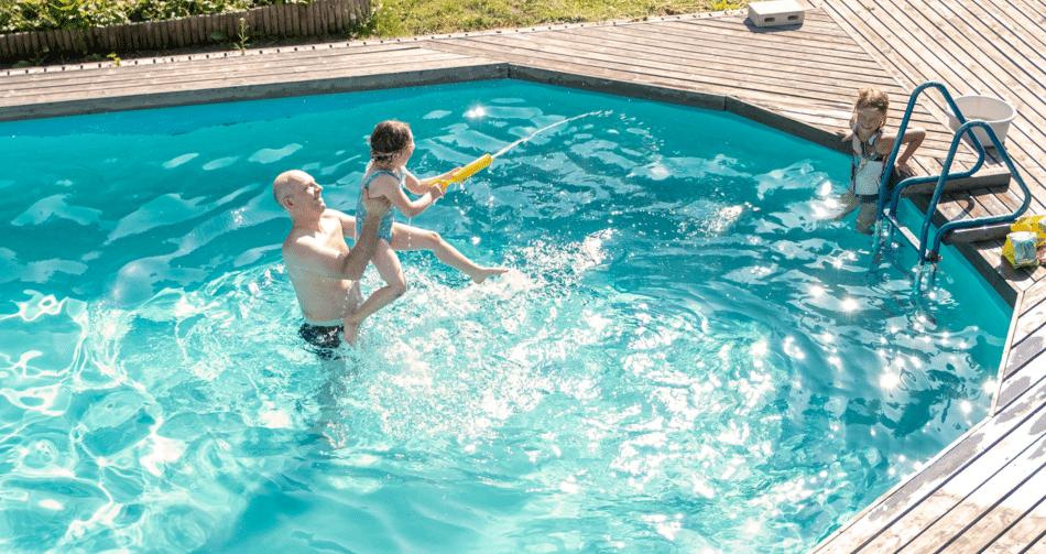 Ska du köpa/bygga pool? Här är allt du behöver tänka på!