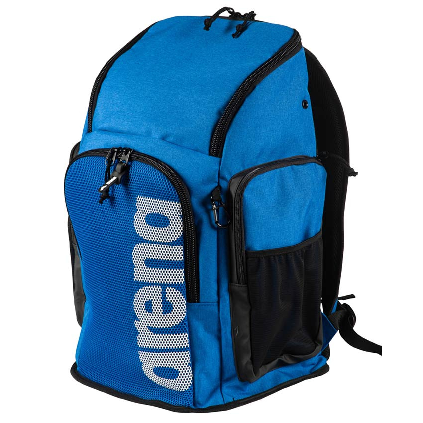 Ryggsäcken snett framifrån