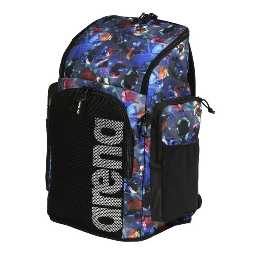 Ryggsäcken snett framifrån