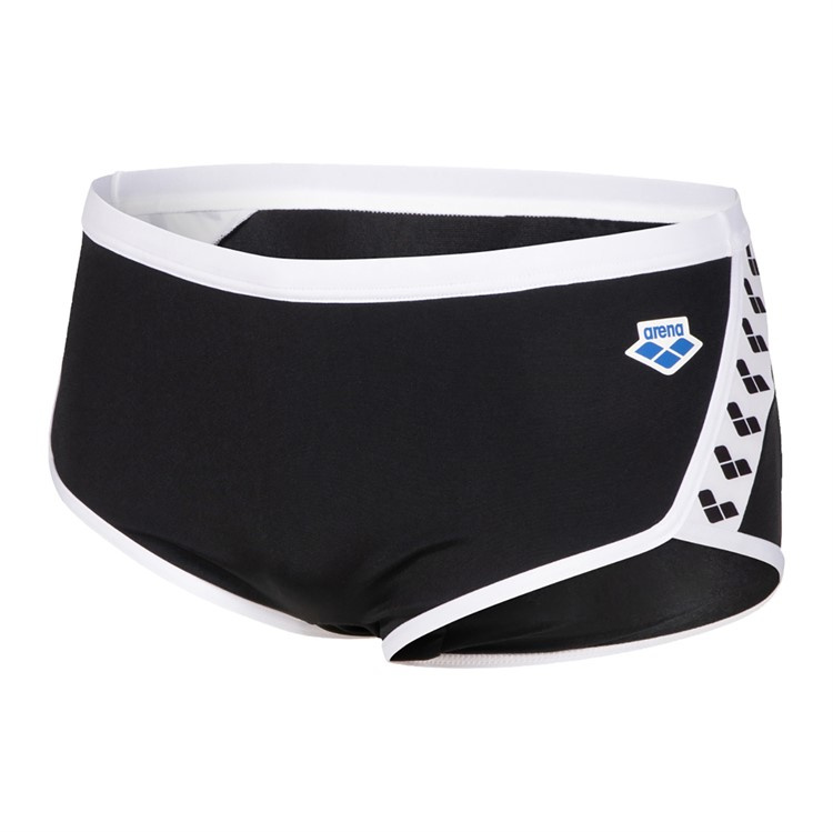 Badbyxorna snett framifrån