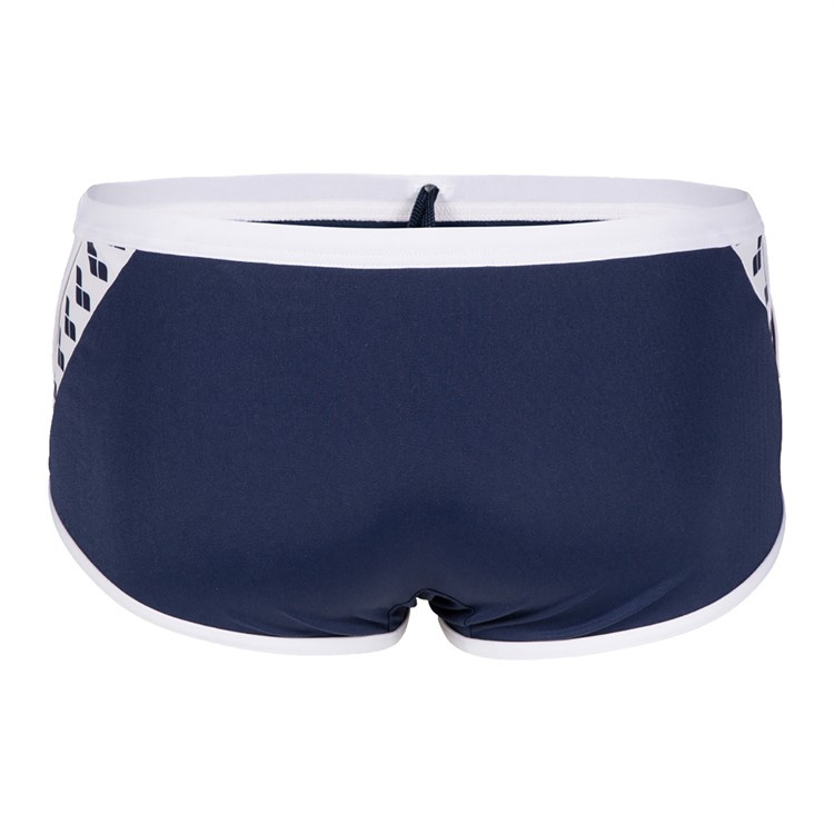 Badbyxorna bakifrån