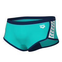 Badbyxorna mot en vit bakgrund