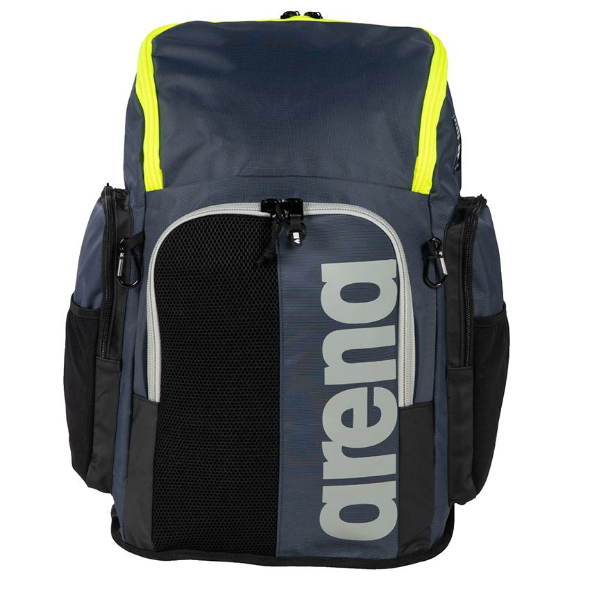 Väskan sedd rakt framifrån