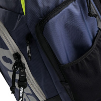 Ryggsäck Spiky III Allover 45L - Marinblå/Neon Gul Närbild på väskans sidofack och dragkedjor
