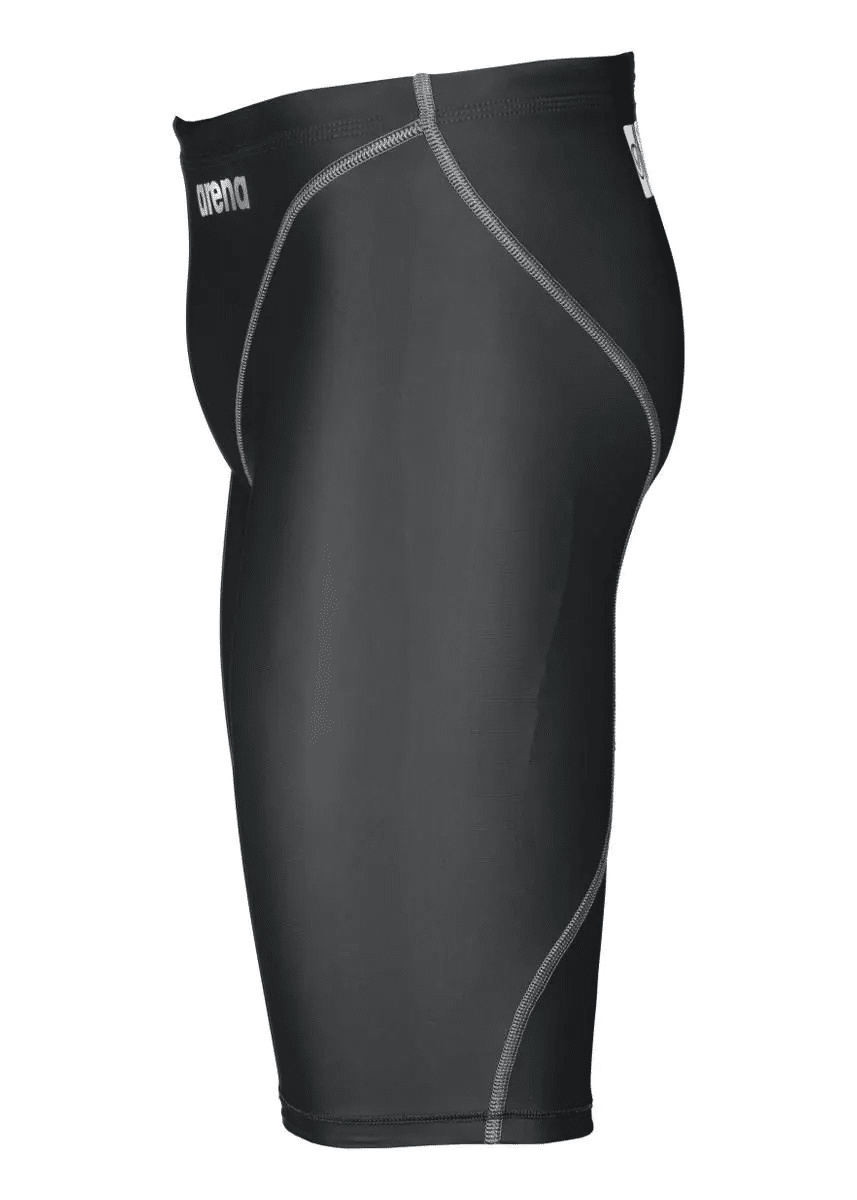 Tävlingsbadbyxorna snett bakifrån