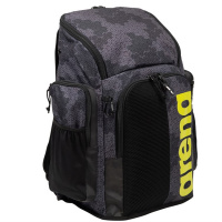 Ryggsäck Spiky III Allover 45L - Camo Kikko Ryggsäcken sedd snett framifrån