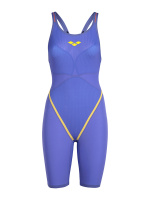 Baddräkten framifrån mot en vit bakgrund