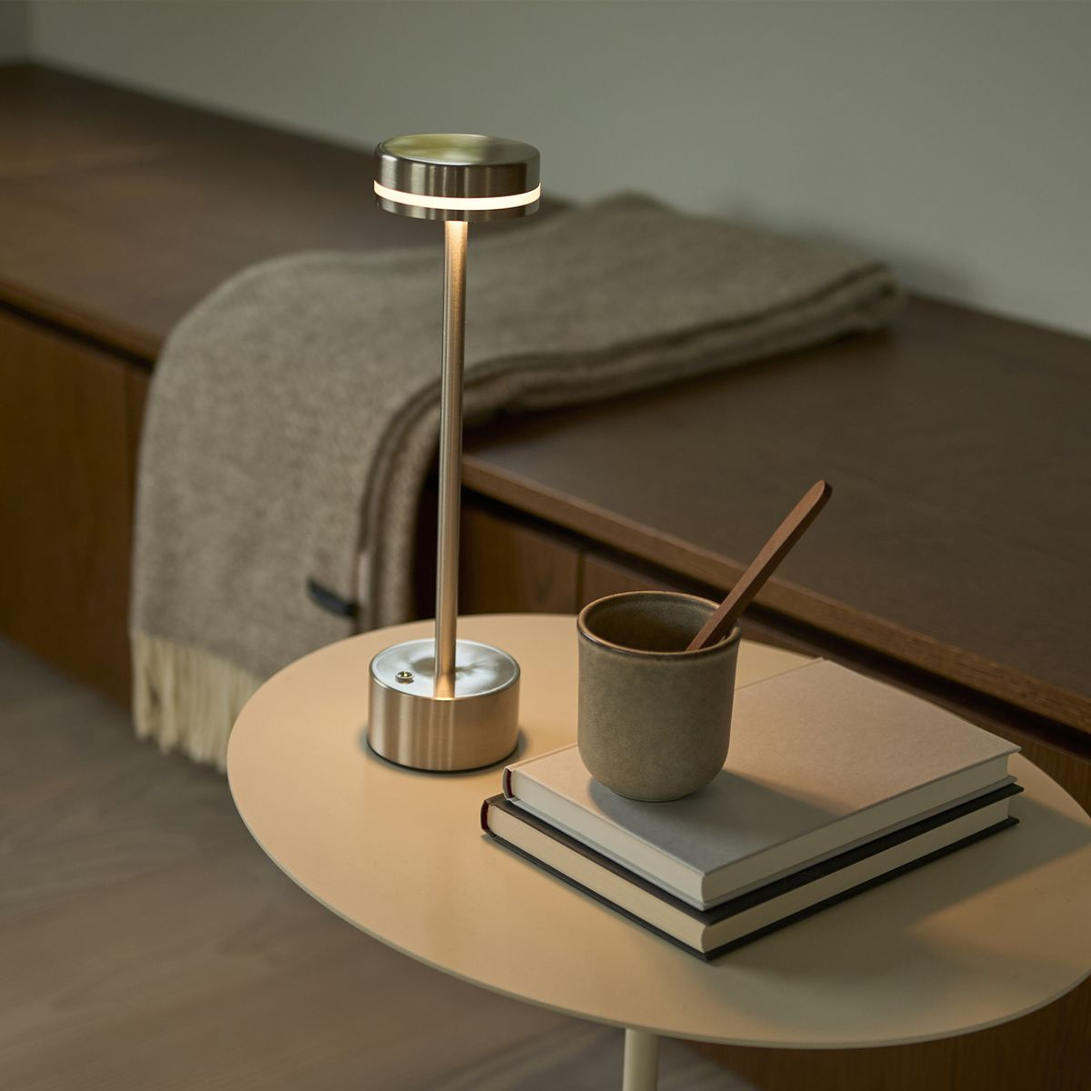 Uppladdningsbar LED Lampa, Svart