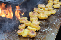 Gallerförhöjningen säljs separat Glödgrillen