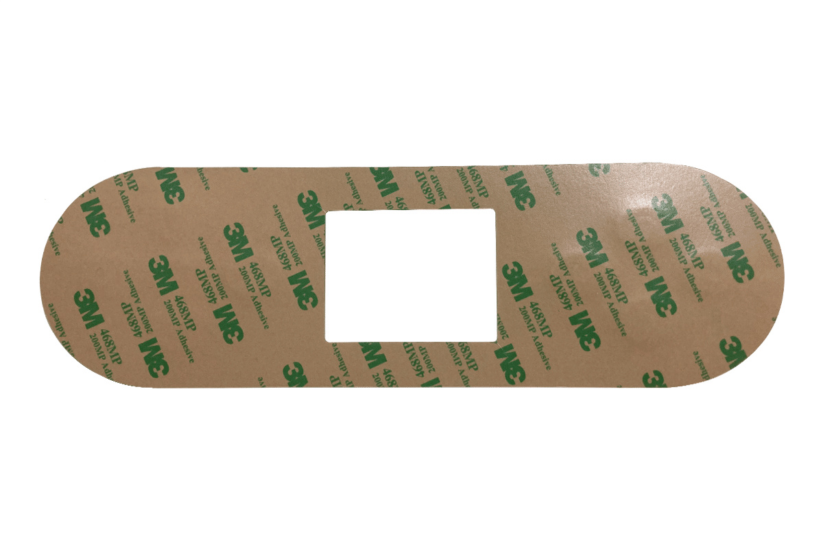 Etikettens baksida mot en vit bakgrund 