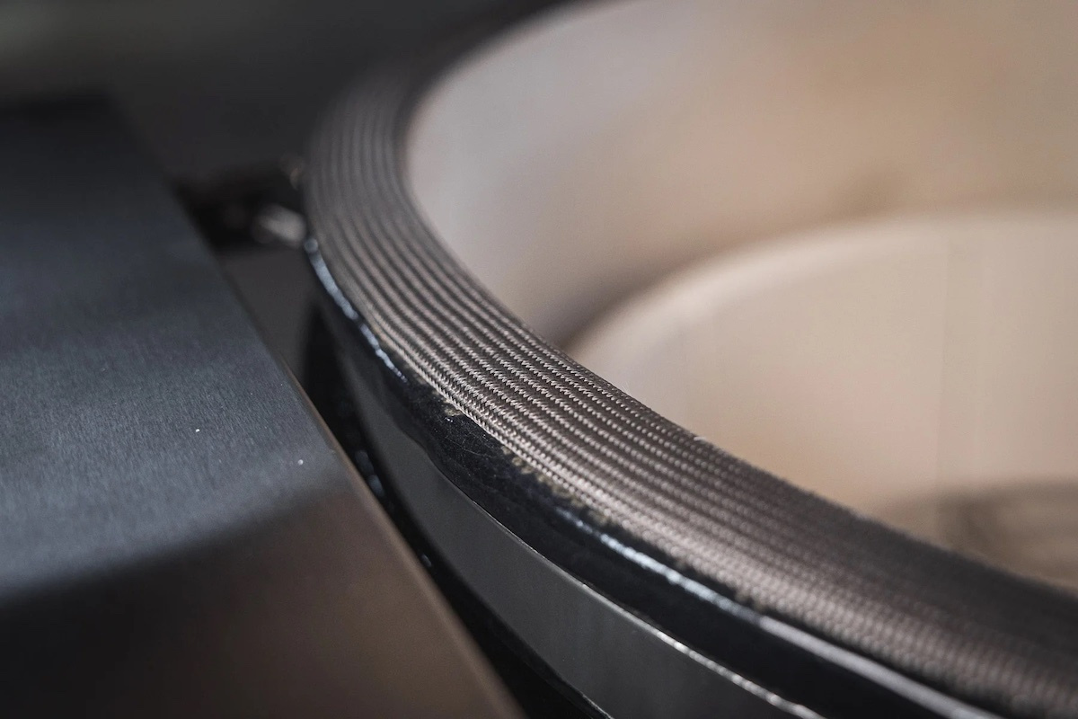 Närbild på grillens material 