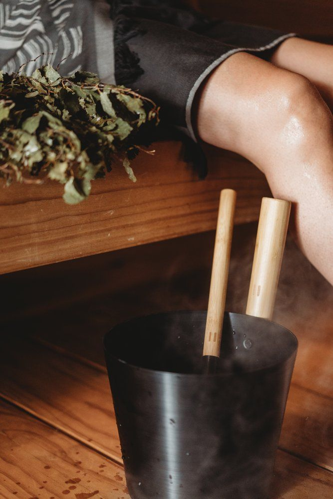 Bastuskopa i Svart Aluminium