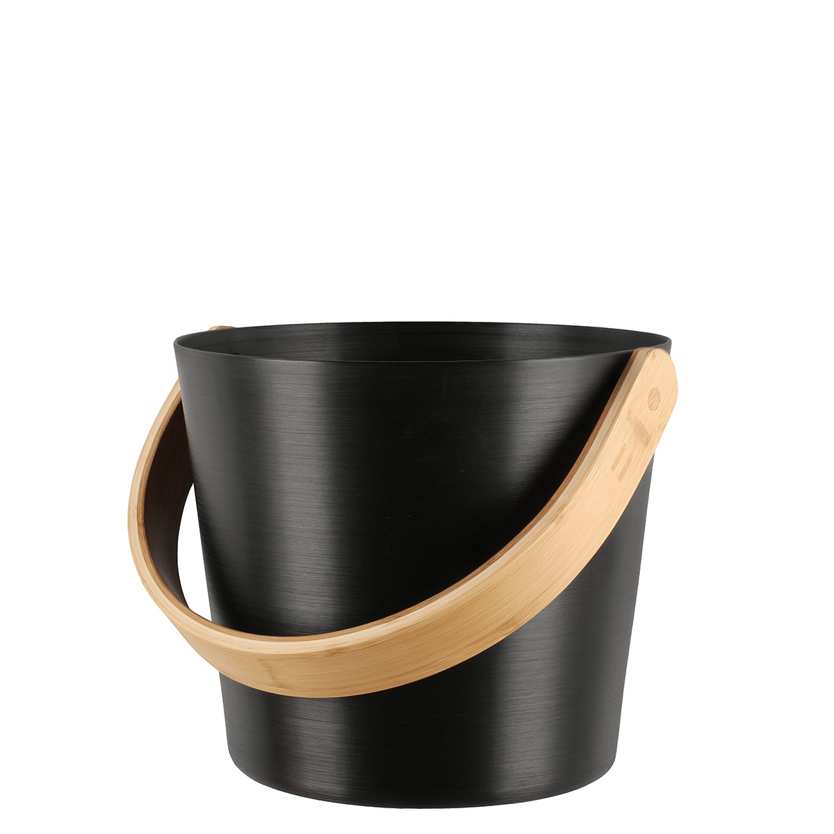 Bastuhinken mot en vit bakgrund