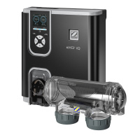 Saltklorinator eXO iQ 18 R Saltklorinatorn mot en vit bakgrund
